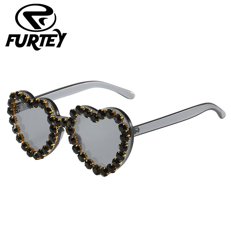 Luxury Diamond Women's Heart Sunglasses Retro Candy Color Anti-UV Outdoor Party Glasses Personality Clothing Accessories Eyewear
Luxury Diamond Women's Heart Sunglasses Retro Candy Color Anti-UV Outdoor Party Glasses Personality Clothing Accessories Eyewear