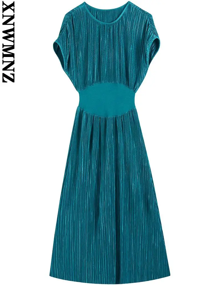 XNWMNZ party dress Women 2022 fashion pleated midi dress elegante vintage sleeveless elastic waist female dresses vestidos mujer
XNWMNZ party dress Women 2022 fashion pleated midi dress elegante vintage sleeveless elastic waist female dresses vestidos mujer