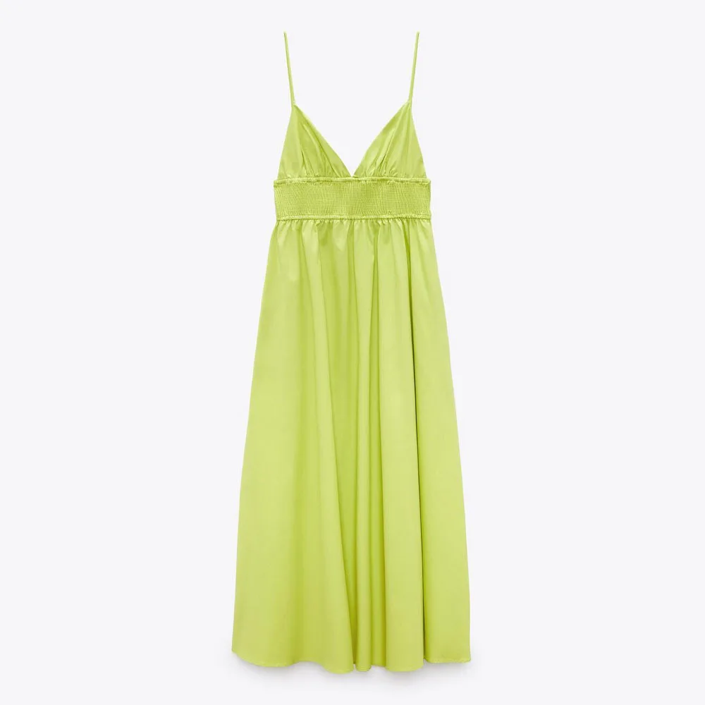 PB & ZA2022 summer new fashion fresh and gentle women's waist sexy backless poplin solid color long suspender dress
PB & ZA2022 summer new fashion fresh and gentle women's waist sexy backless poplin solid color long suspender dress