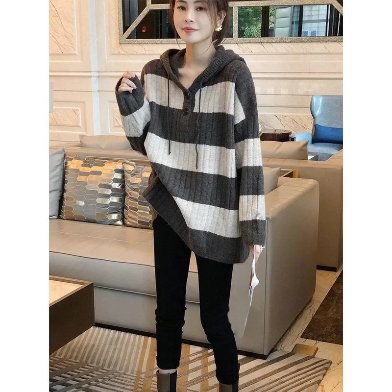 Pullover 2023 European station striped hooded sweater women loose outer wear knitted sweater autumn and winter sweater female
Pullover 2023 European station striped hooded sweater women loose outer wear knitted sweater autumn and winter sweater female