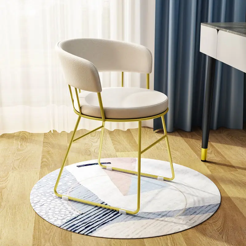 Modern Leather Dining Chair Relaxing Bedroom Salon Styling Dining Chair Dressing Table Chaises Salle Manger Nordic Furniture
Modern Leather Dining Chair Relaxing Bedroom Salon Styling Dining Chair Dressing Table Chaises Salle Manger Nordic Furniture