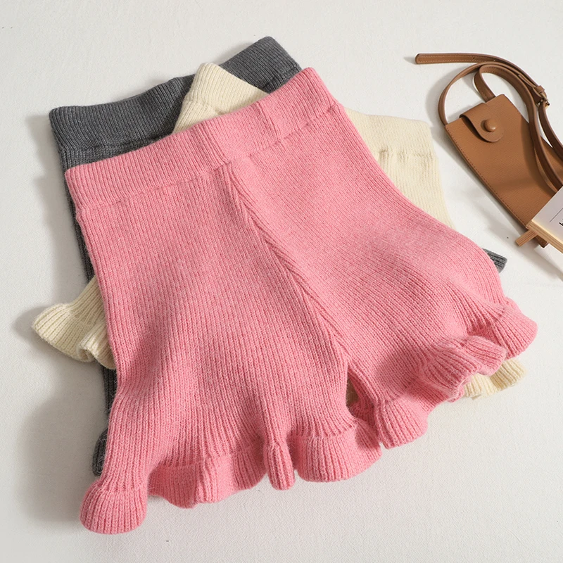 Women Knitted Skinny Shorts Summer New 2023 Spring Korean Fashion High-waisted Ruffles Knit Casual Slim Shorts Womens Clothing
Women Knitted Skinny Shorts Summer New 2023 Spring Korean Fashion High-waisted Ruffles Knit Casual Slim Shorts Womens Clothing