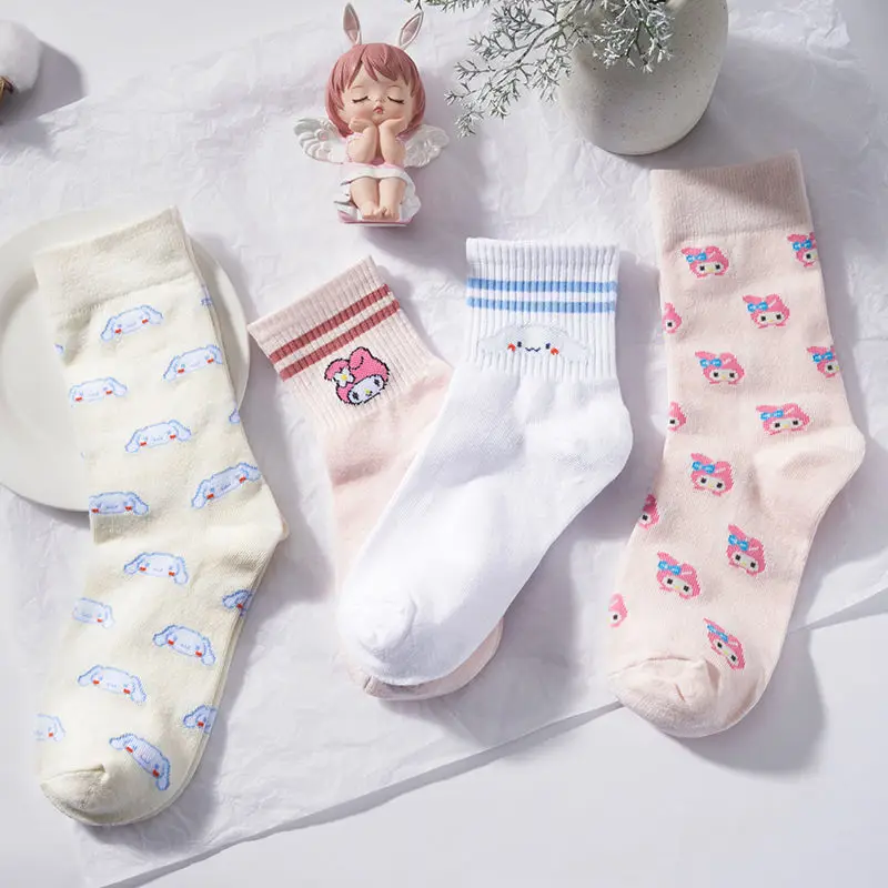 Kawaii Sanrio Cinnamoroll Mymelody вязаные хлопковые белые Средние носки для девочек милые носки с анимацией подарок на день рождения и Рождество
Kawaii Sanrio Cinnamoroll Mymelody вязаные хлопковые белые Средние носки для девочек милые носки с анимацией подарок на день рождения и Рождество