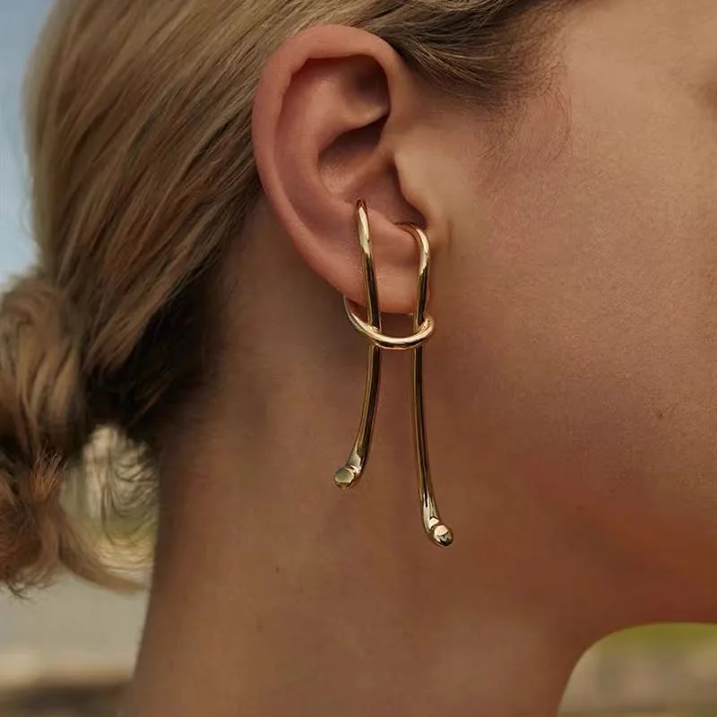 Retro Exaggerated Long Paragraph Metallic Gloss No Ear Hole Ear Clip Fashion Personality Niche Women Jewelry Party Gift
Retro Exaggerated Long Paragraph Metallic Gloss No Ear Hole Ear Clip Fashion Personality Niche Women Jewelry Party Gift