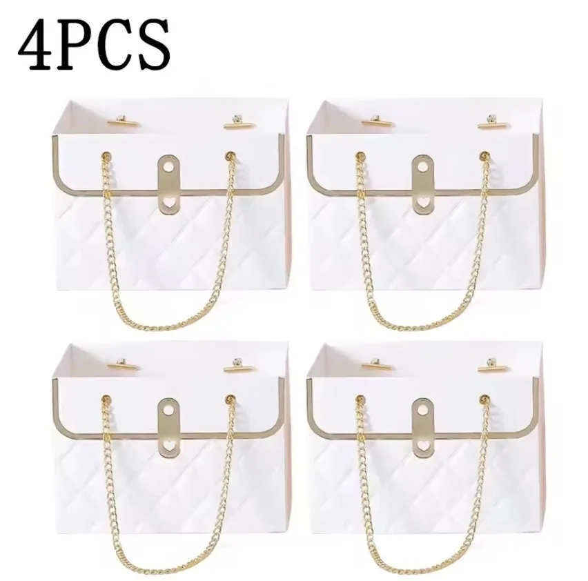 Картонная подарочная коробка для подарков
Картонная подарочная коробка для подарков