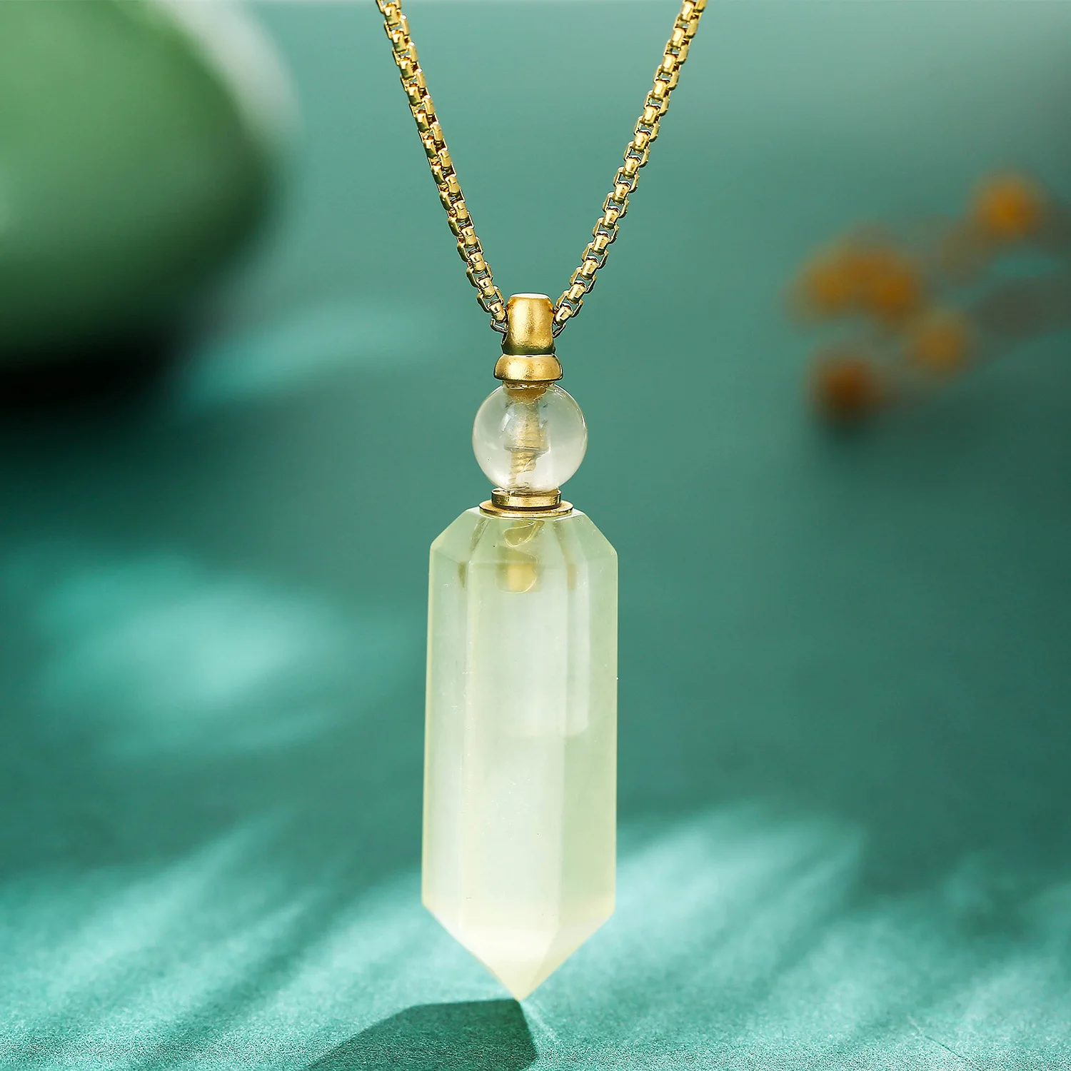 Natural Citrine Perfume Bottle Pendant Reiki Stone Essential Oil Diffuser Gem Stainless Steel Necklace for Women Gifts for Her
Natural Citrine Perfume Bottle Pendant Reiki Stone Essential Oil Diffuser Gem Stainless Steel Necklace for Women Gifts for Her