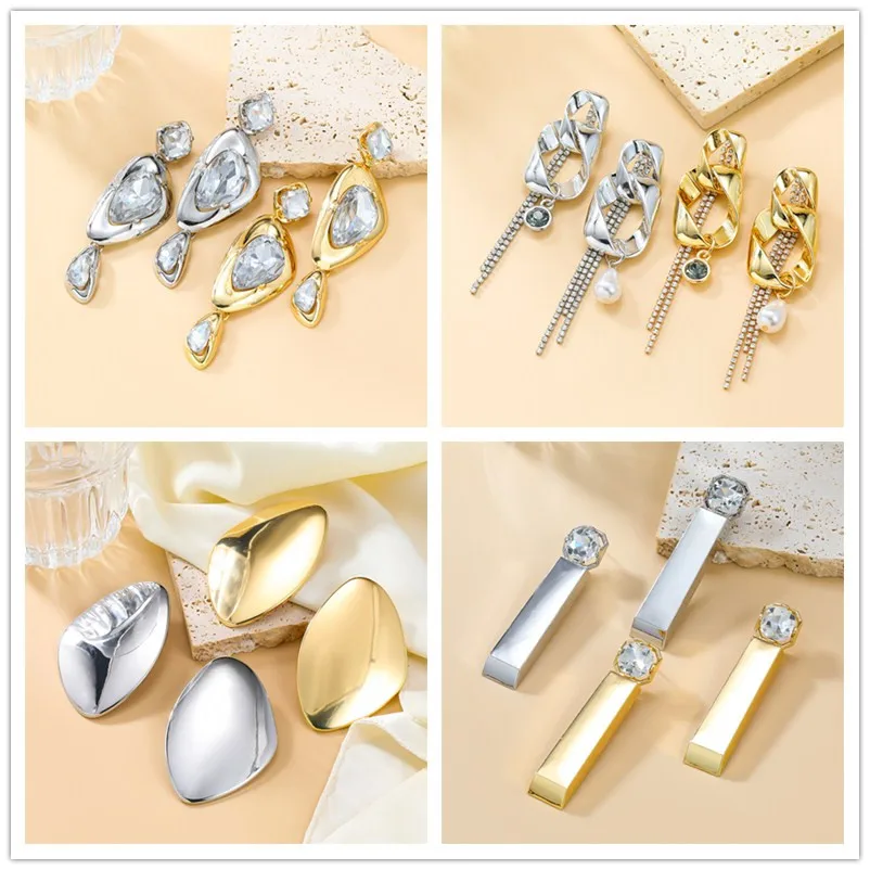 New alloy earrings, European and American earrings, women's exaggerated and simple long strip shaped metal earrings
New alloy earrings, European and American earrings, women's exaggerated and simple long strip shaped metal earrings