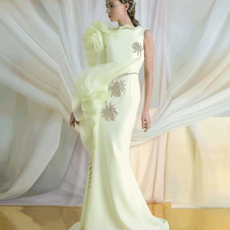 Saudi Arabia Satin Mermaid Evening Gowns Organza Ruffles One Long Sleeve Dubai Prom Dresses Zipper Back Sweep Train Robe De Soir
Saudi Arabia Satin Mermaid Evening Gowns Organza Ruffles One Long Sleeve Dubai Prom Dresses Zipper Back Sweep Train Robe De Soir