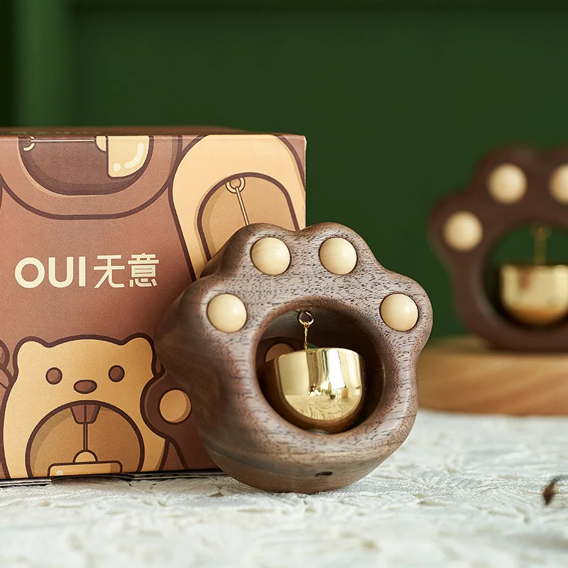 Cat's Paw Suction Type Wind Chimes Door Bell Solid Wood Gift Japanese Style Ornaments
Cat's Paw Suction Type Wind Chimes Door Bell Solid Wood Gift Japanese Style Ornaments