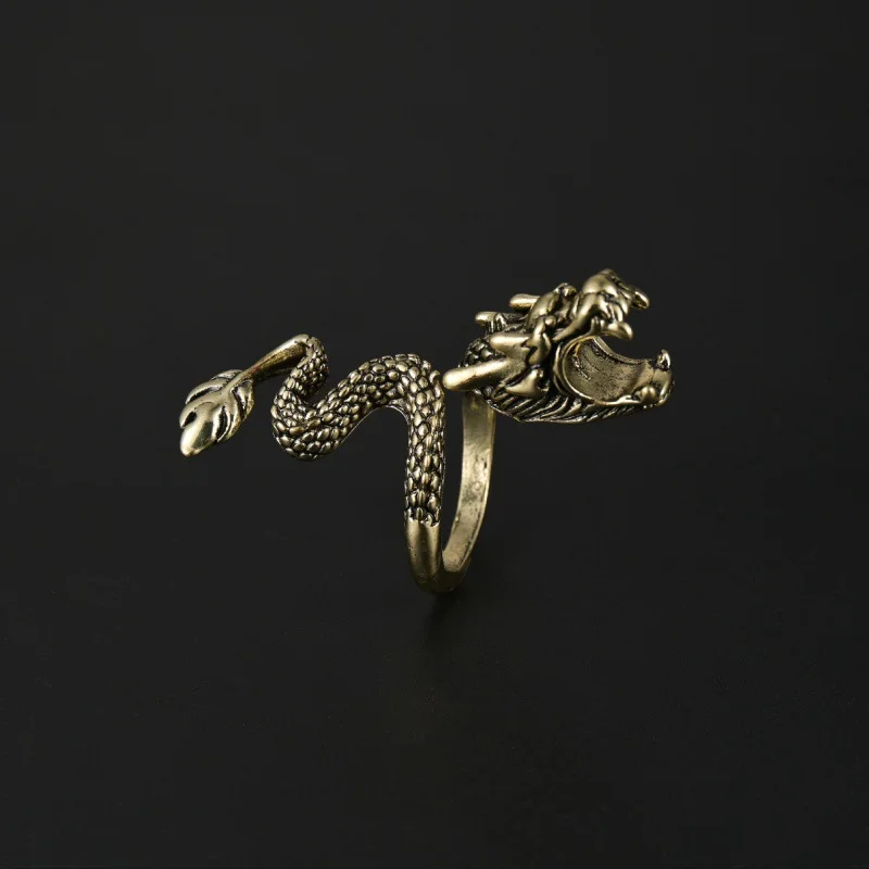 Cigar Holder Ring for Men Vintage Dragon Shape Smoke Holder Ring Pipe Accessories Male Unique Gifts
Cigar Holder Ring for Men Vintage Dragon Shape Smoke Holder Ring Pipe Accessories Male Unique Gifts