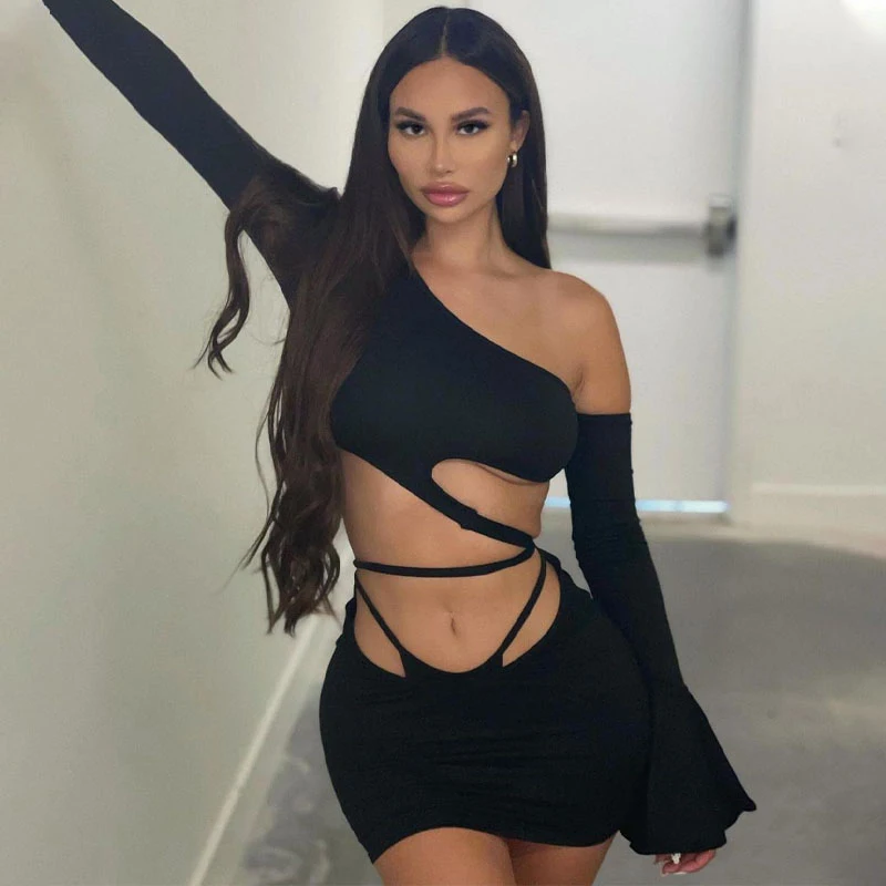 Women Sexy Two-piece Clothes Set Solid Color Hollow Out Crop Tops and Close-fitting Skirt Nightclub Suits Summer
Women Sexy Two-piece Clothes Set Solid Color Hollow Out Crop Tops and Close-fitting Skirt Nightclub Suits Summer