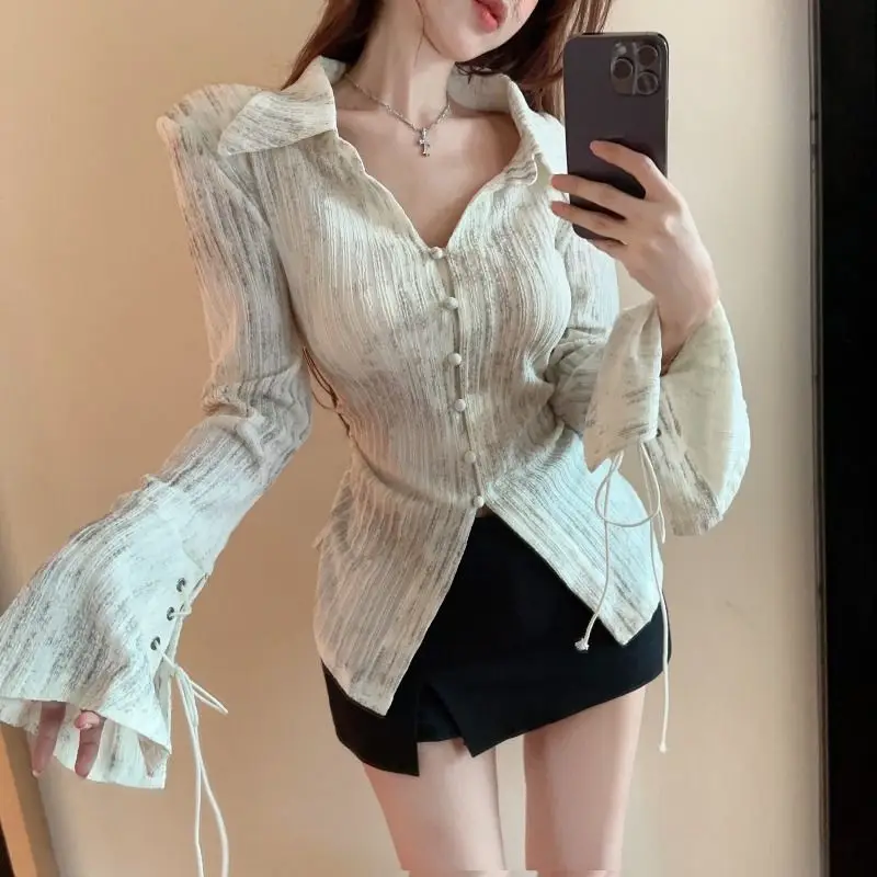 DUOFAN Slim Fitting Lace Up Design Shirts Women French High-end Waistband Button Up Blouses Autumn Sexy Tops Long Sleeve Blusas
DUOFAN Slim Fitting Lace Up Design Shirts Women French High-end Waistband Button Up Blouses Autumn Sexy Tops Long Sleeve Blusas