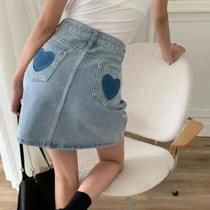Women Skirt Denim A-line High-Waist Skirts Love Embroidery Short Skirts For Girls Summer Korean All-Match High Street Skirts
Women Skirt Denim A-line High-Waist Skirts Love Embroidery Short Skirts For Girls Summer Korean All-Match High Street Skirts