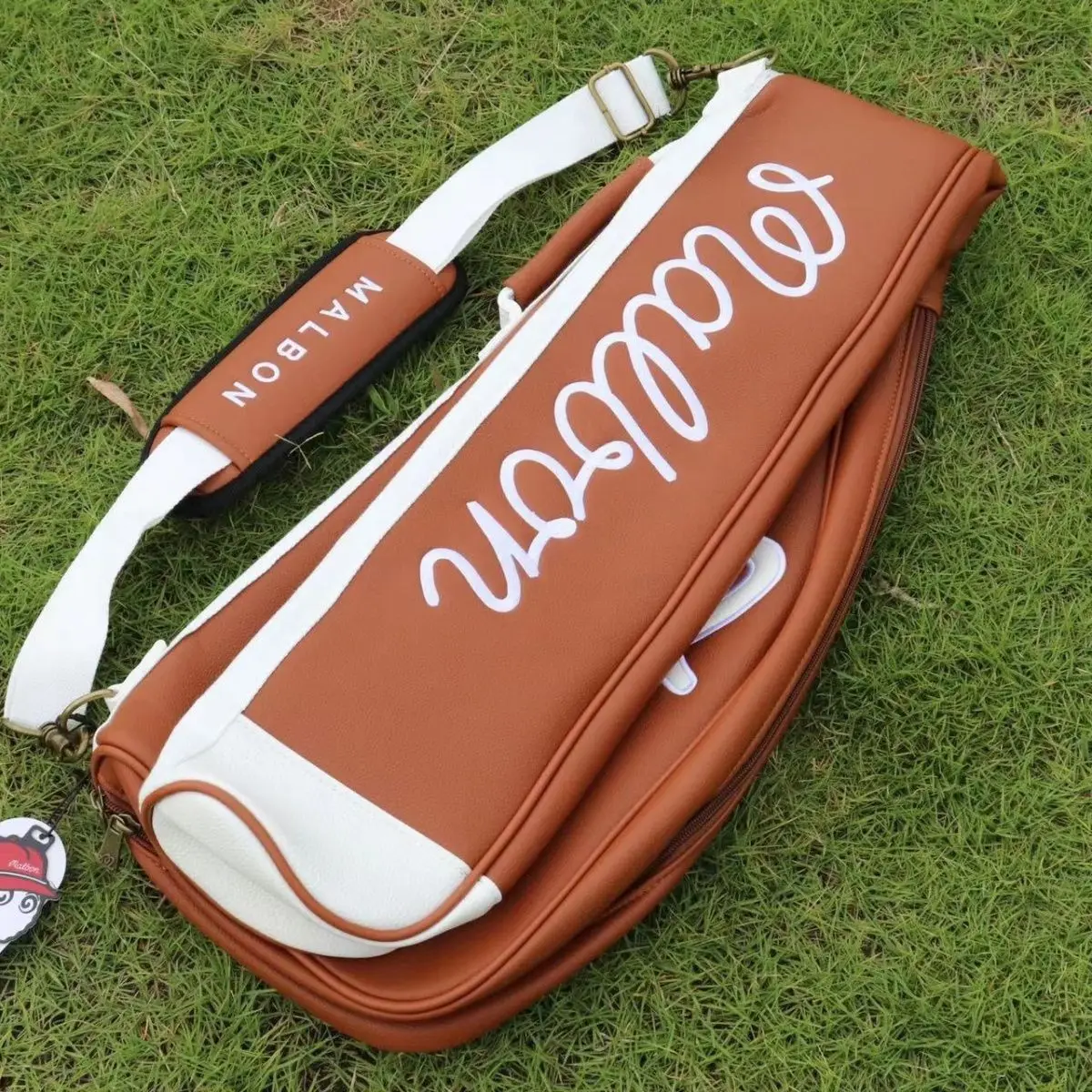 골프 장비 2023 New Golf Gun Bag Foldable Men's and Women's Fashion Trend Lightweight Waterproof Golf New Product 
골프 장비 2023 New Golf Gun Bag Foldable Men's and Women's Fashion Trend Lightweight Waterproof Golf New Product