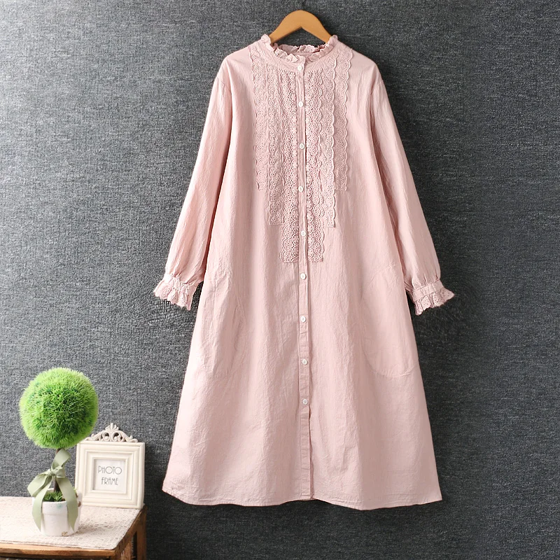 Autumn Women's Literary Sweet Round Neck Hollow Embroidery Solid Color Long Sleeve Dress Loose Long Skirt Cotton Linen
Autumn Women's Literary Sweet Round Neck Hollow Embroidery Solid Color Long Sleeve Dress Loose Long Skirt Cotton Linen