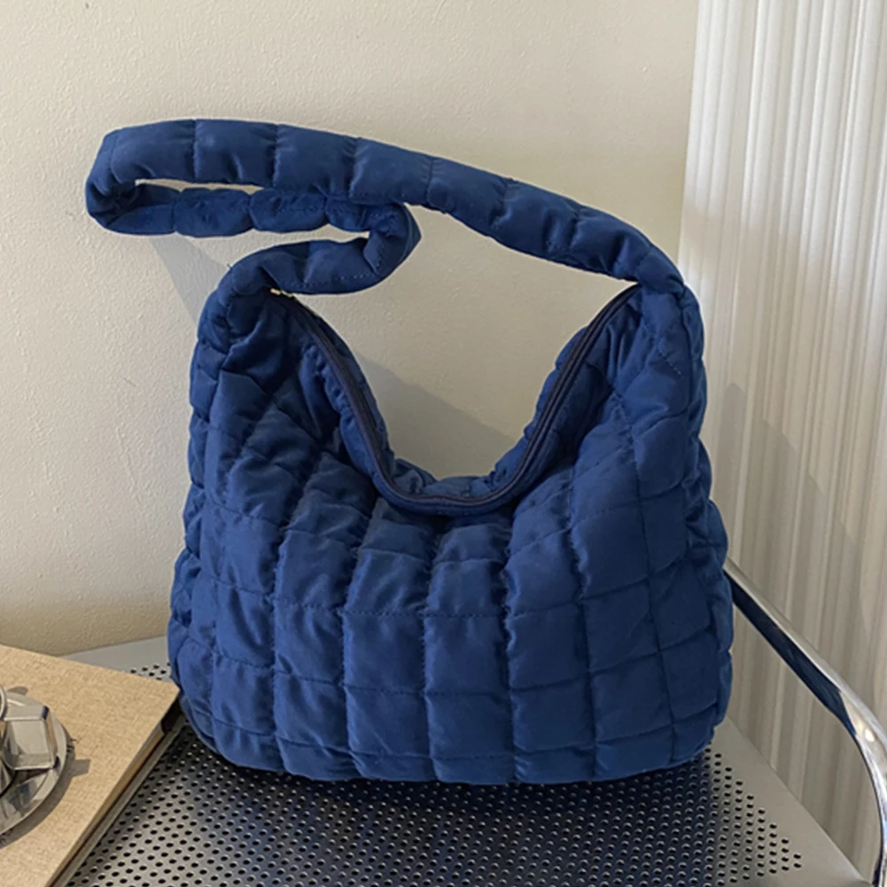 Женская Стеганая сумка-мессенджер в клетку, Мягкая Повседневная вместительная дамская сумочка на плечо, уличный дорожный клатч
Женская Стеганая сумка-мессенджер в клетку, Мягкая Повседневная вместительная дамская сумочка на плечо, уличный дорожный клатч