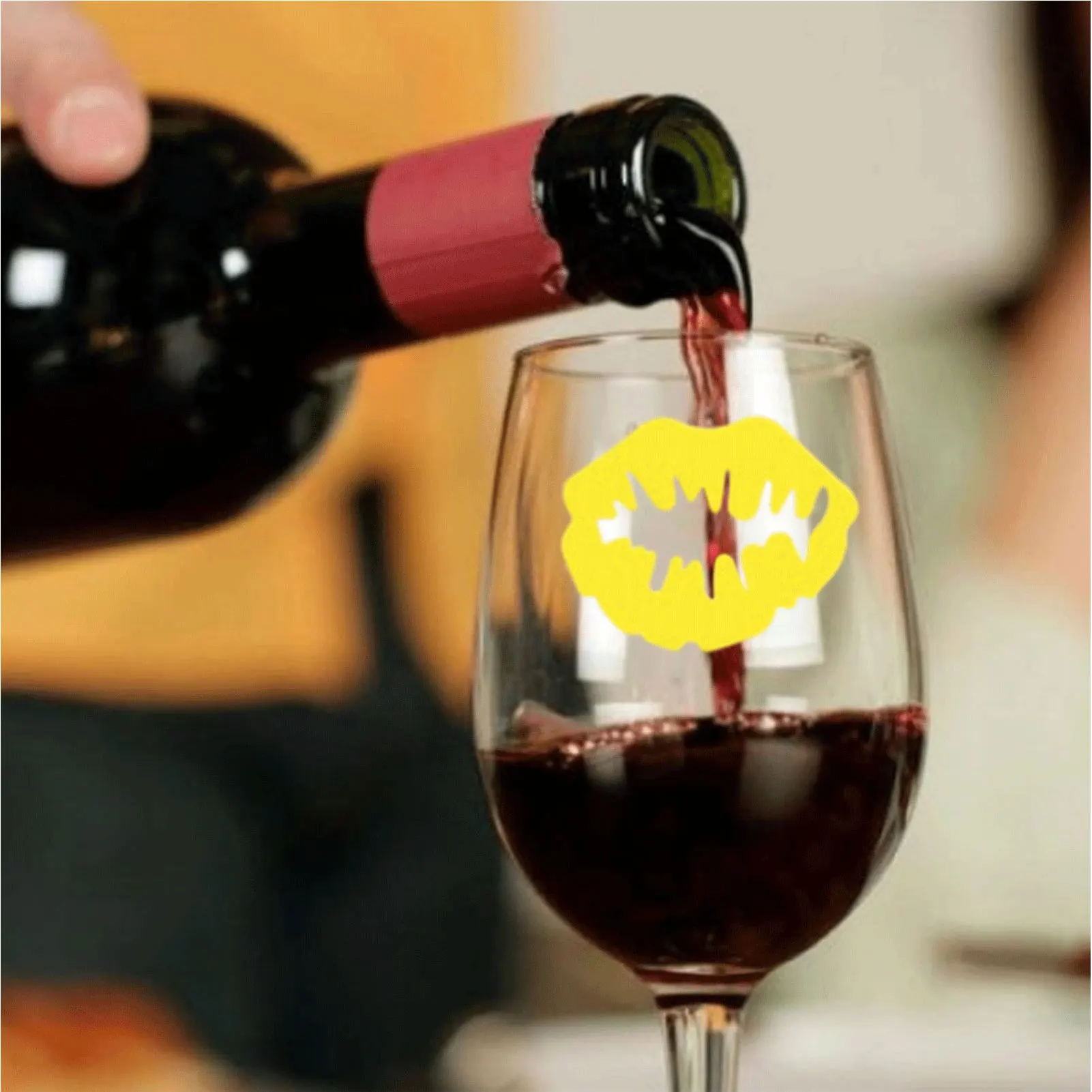 

24 шт., силиконовый красный маркер на стакан для вина, креативные маркеры для губ и бороды, подвеска, стеклянный идентификатор для напитков, э...