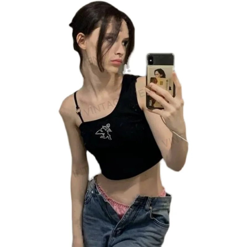 American-Style Retro Black Asymmetric Design Slim-Fit Short Strap Women's Summer Top
American-Style Retro Black Asymmetric Design Slim-Fit Short Strap Women's Summer Top