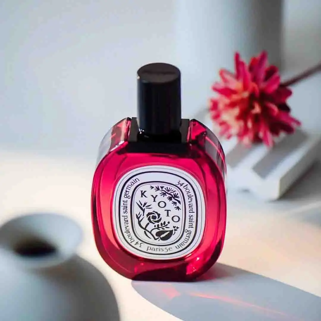 Luxury Perfume For Men And Women Perfumes Long lasting Eau De Parfum Fragrance Neutral KYOTO 100 ML 
Luxury Perfume For Men And Women Perfumes Long lasting Eau De Parfum Fragrance Neutral KYOTO 100 ML