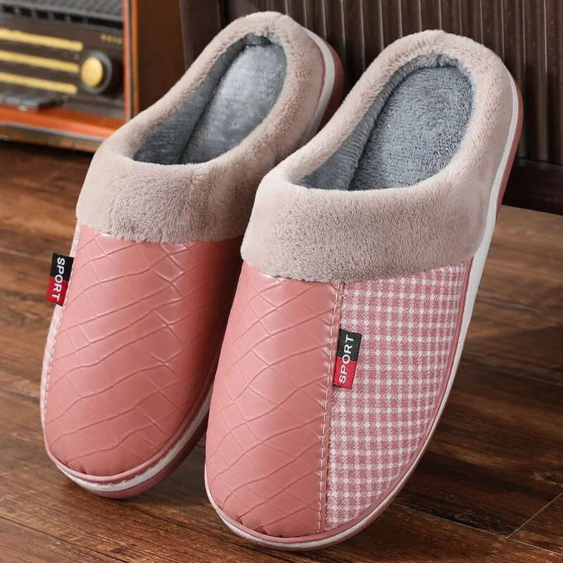 New PU leather waterproof cotton slippers men and women autumn winter household large size with plush thick sole thermal shoes
New PU leather waterproof cotton slippers men and women autumn winter household large size with plush thick sole thermal shoes