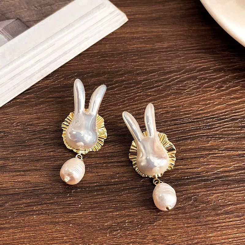 XIALUOKE Tassels Baroque Freshwater Pearl Pendant Earrings For Women Hyperbole Personality Animal Rabbit Earrings Party Jewelry
XIALUOKE Tassels Baroque Freshwater Pearl Pendant Earrings For Women Hyperbole Personality Animal Rabbit Earrings Party Jewelry