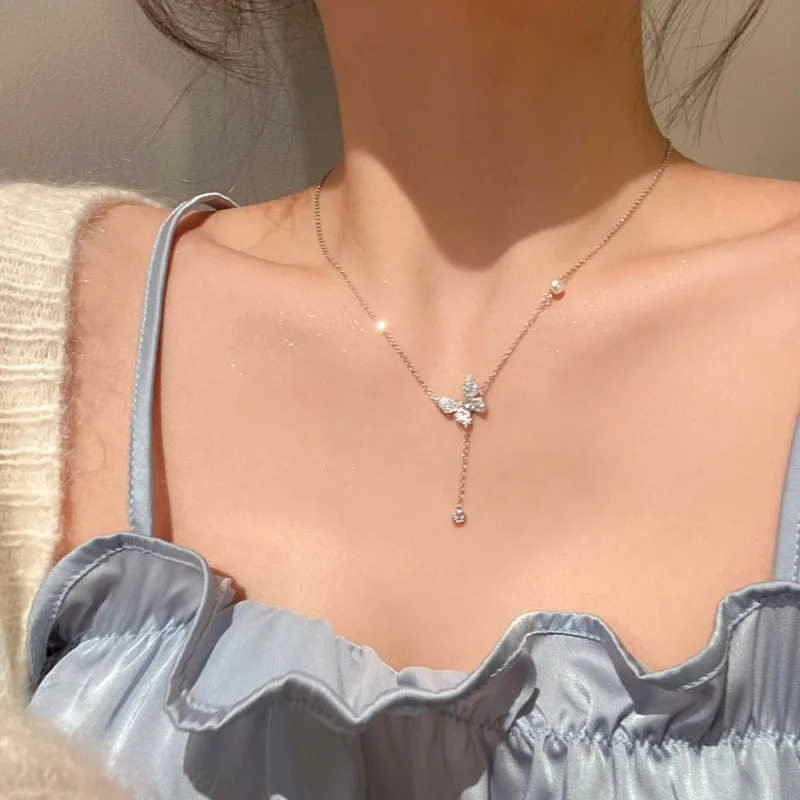 Butterfly Pendant Necklace Light Luxury Minority Design Clavicle Chain 2022new Female Necklace
Butterfly Pendant Necklace Light Luxury Minority Design Clavicle Chain 2022new Female Necklace