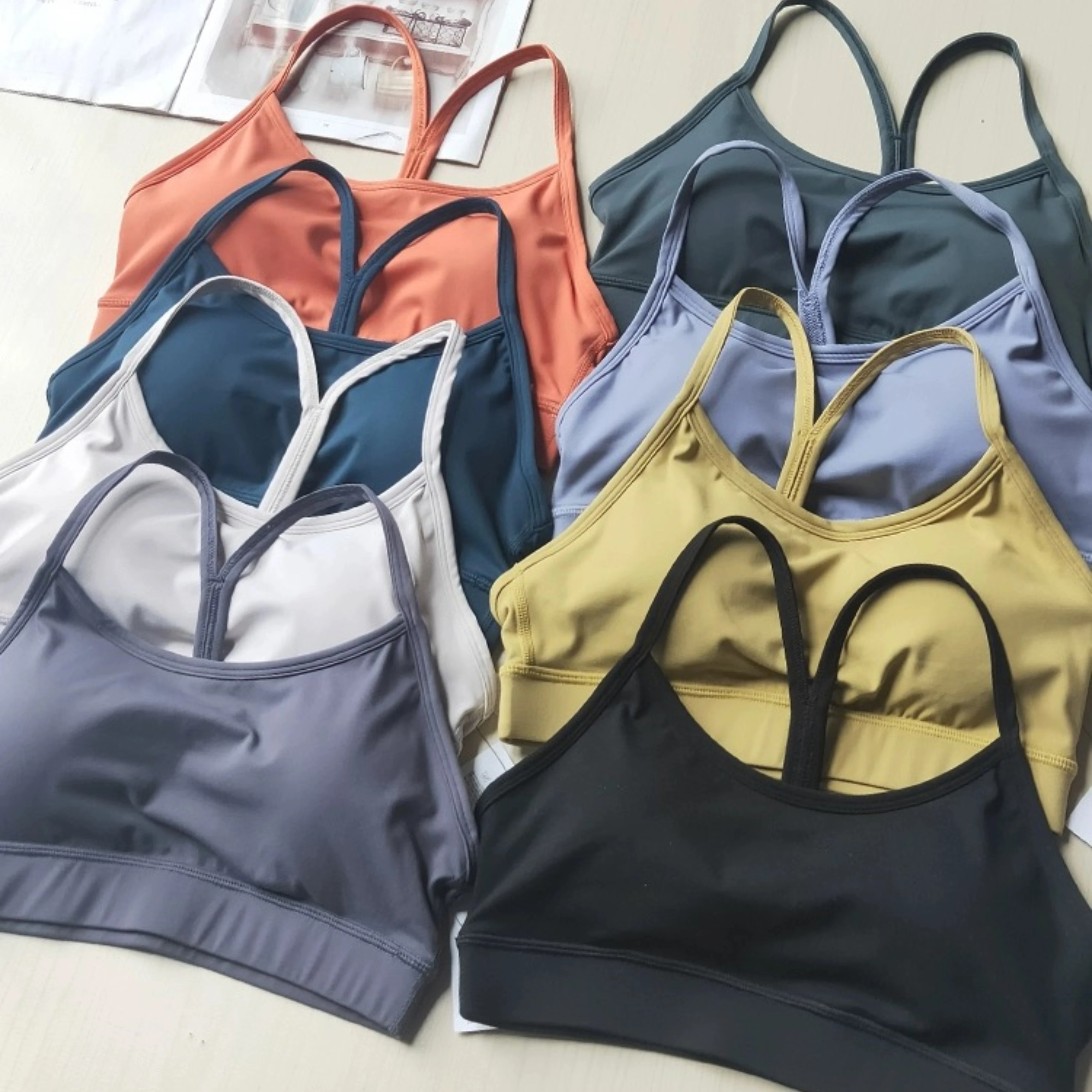 Женский спортивный бюстгальтер NWT Lulu, эластичный дышащий Топ для фитнеса с перекрестными лямками, спортивный бюстгальтер пуш-ап
Женский спортивный бюстгальтер NWT Lulu, эластичный дышащий Топ для фитнеса с перекрестными лямками, спортивный бюстгальтер пуш-ап