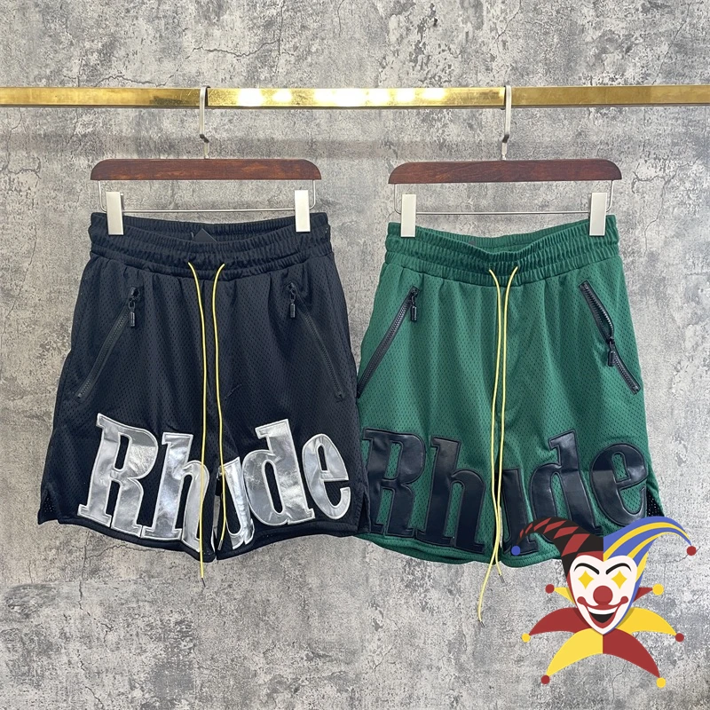 RHUDE Leather Logo Shorts Men Women 1:1 Best Quality Loose RHUDE Nylon Mesh Drawstring Zipper Short
RHUDE Leather Logo Shorts Men Women 1:1 Best Quality Loose RHUDE Nylon Mesh Drawstring Zipper Short