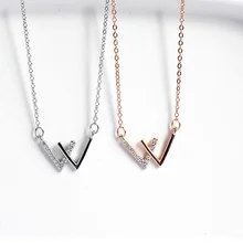 2023 Europe, America, Japan, and South Korea Fashion W Letter Necklace Women and Jewelry Party Banquet Couple Gift Commemoration