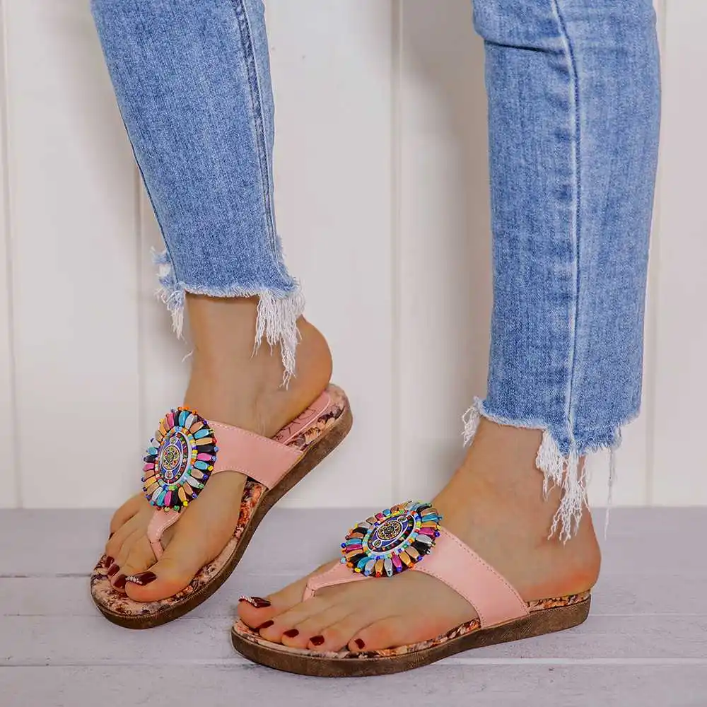 2022 New Beaded Flip Flops Flower Printing Clip Toe Beach Sandals Thick Bottom Platform Flip Flops Anti-slip Comfortable Shoes
2022 New Beaded Flip Flops Flower Printing Clip Toe Beach Sandals Thick Bottom Platform Flip Flops Anti-slip Comfortable Shoes