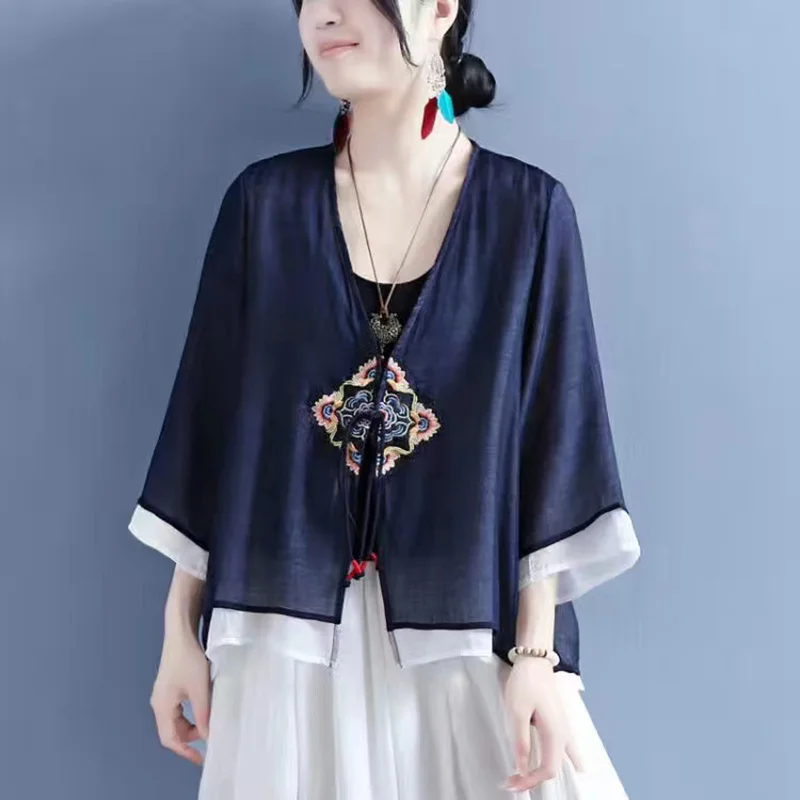 China Style Retro Tops Summer Chinese Traditional Shirts Tang Suit Hanfu Clothing for Women Ethnic Female Cheongsam Cardigan
China Style Retro Tops Summer Chinese Traditional Shirts Tang Suit Hanfu Clothing for Women Ethnic Female Cheongsam Cardigan