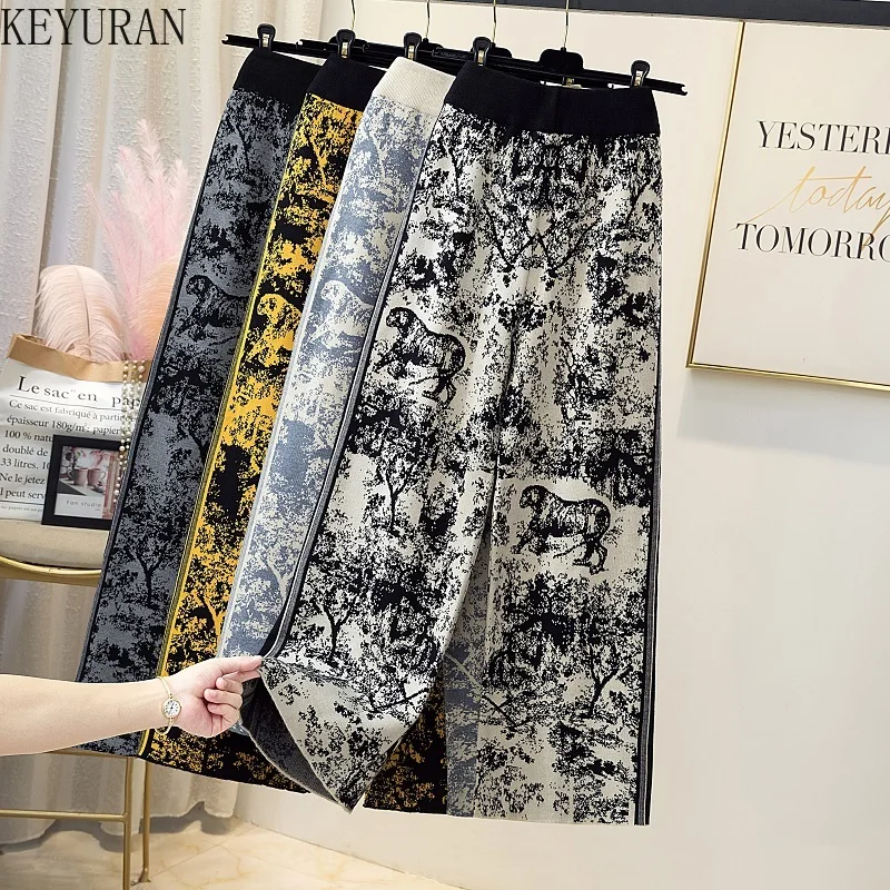 Knitted Wide Leg Pants Autumn Winter Retro Tie Dye Ink Painting Jacquard High Waist Straight Casual Pants Female Loose Trousers
Knitted Wide Leg Pants Autumn Winter Retro Tie Dye Ink Painting Jacquard High Waist Straight Casual Pants Female Loose Trousers