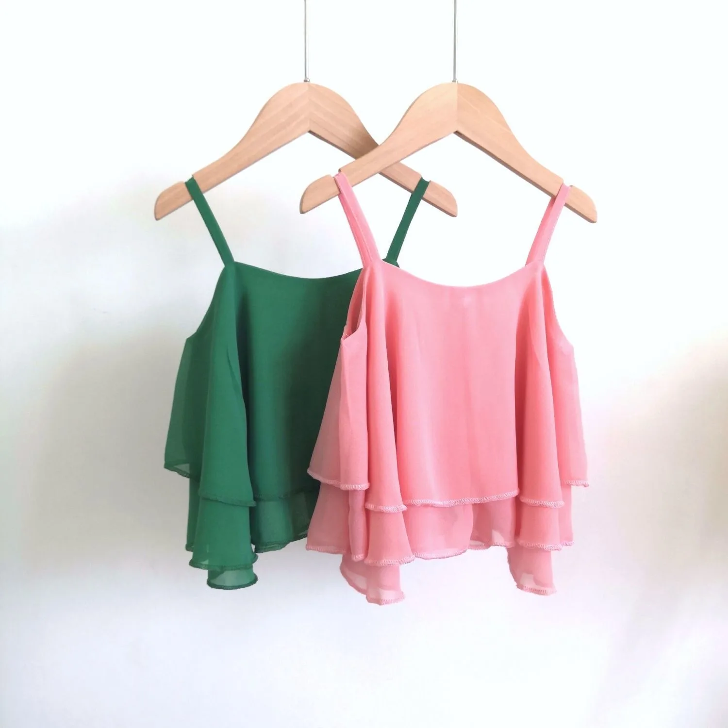 Новинка, безрукавка на бретелях для девочек, маленькая рубашка для кукол, детский летний топ для малышей, 2023
Новинка, безрукавка на бретелях для девочек, маленькая рубашка для кукол, детский летний топ для малышей, 2023