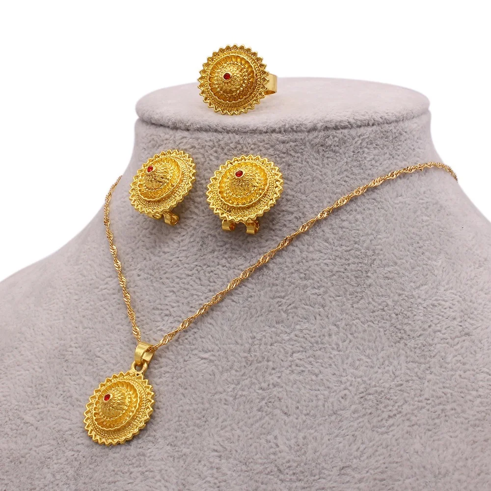 New RoseL Arabian Bridal wedding jewelry set Women wear necklace earrings ring set Luxury jewelry set High quality Delicate
New RoseL Arabian Bridal wedding jewelry set Women wear necklace earrings ring set Luxury jewelry set High quality Delicate