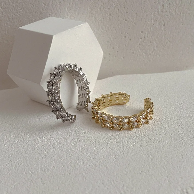 Minar Punk Gold Silver Color Full Shiny Zircon Open Rings for Women Adjustable Finger Ring Wedding Birthday Party Jewelry Gifts
Minar Punk Gold Silver Color Full Shiny Zircon Open Rings for Women Adjustable Finger Ring Wedding Birthday Party Jewelry Gifts