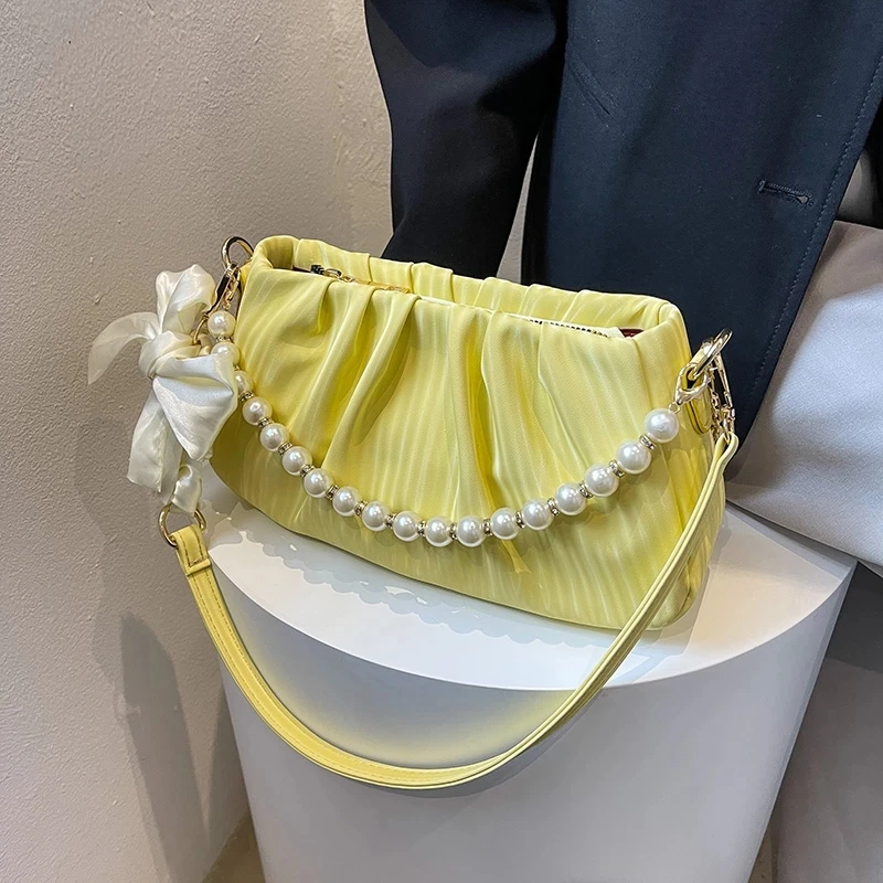 Satchels Women Shouler Crossbody Messenger Bags 2022 New Pearl Luxury Designer Chain Casual Evening Totes Vintage Ladies Bag Han
Satchels Women Shouler Crossbody Messenger Bags 2022 New Pearl Luxury Designer Chain Casual Evening Totes Vintage Ladies Bag Han