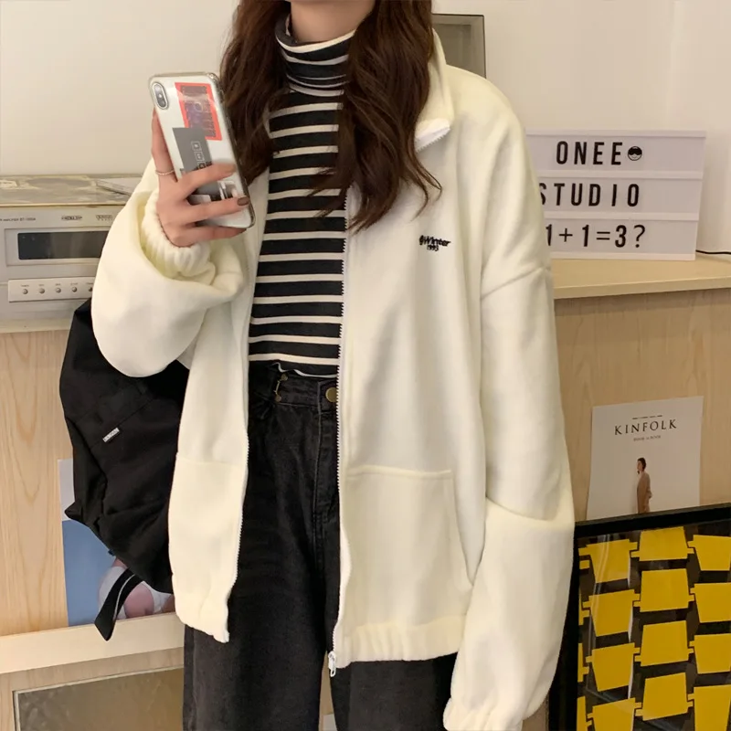 2021 Spring Purple Letter Printed Long Sleeve Loose Lapel Jacket Women Autumn Plus Velvet Zipper Pocket Solid Jacket Sweatshirts
2021 Spring Purple Letter Printed Long Sleeve Loose Lapel Jacket Women Autumn Plus Velvet Zipper Pocket Solid Jacket Sweatshirts