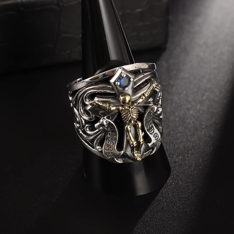 Vintage Blue Zircon Cross Ring Hip Hop Rock Skeleton Open Adjustable Rings Men Women Silver Color Hollow Resizable Finger Ring
Vintage Blue Zircon Cross Ring Hip Hop Rock Skeleton Open Adjustable Rings Men Women Silver Color Hollow Resizable Finger Ring