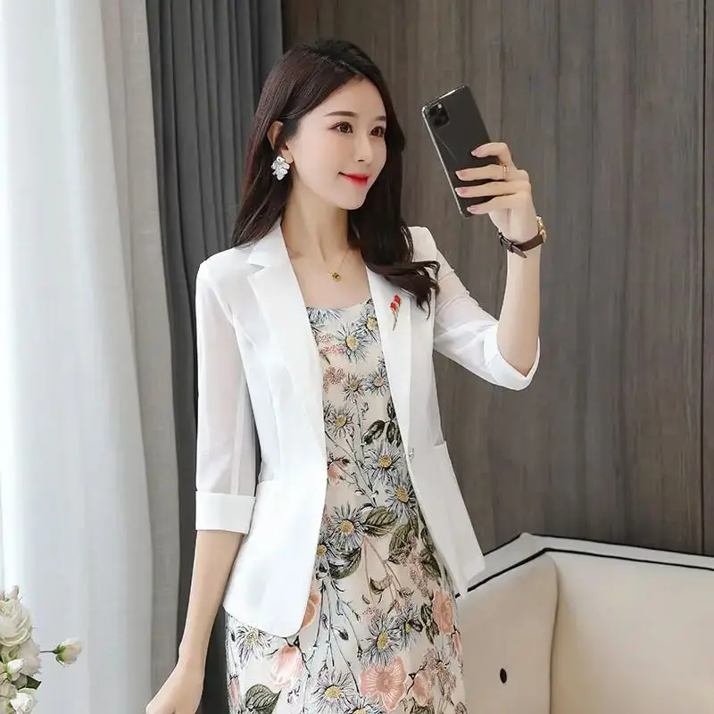 Three-Quarter Sleeve Mesh Professional Blazer OL Jacket Women's Short 2023 New Design Suit Summer White Sun Protection Coat Q86
Three-Quarter Sleeve Mesh Professional Blazer OL Jacket Women's Short 2023 New Design Suit Summer White Sun Protection Coat Q86