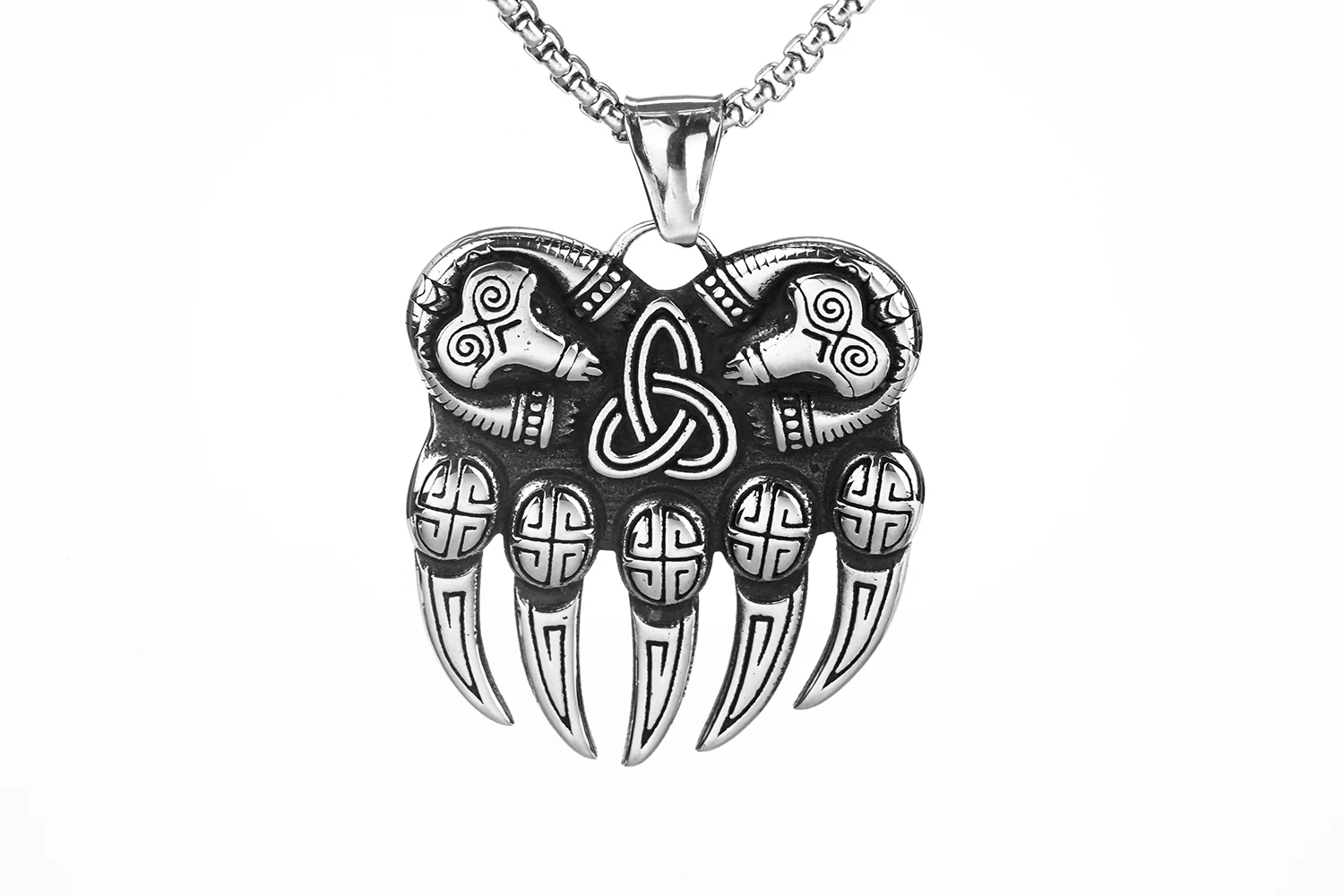 Stainless steel Nordic Norwegian Viking bear grab Irish logo necklace titanium steel jewelry
Stainless steel Nordic Norwegian Viking bear grab Irish logo necklace titanium steel jewelry