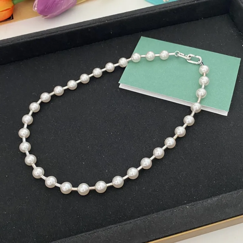 2022 High Quality Luxury Jewelry Pearl Necklace Retro Fashion Charm Necklace Foldable Bracelet Women Girl Party Gift Accessories
2022 High Quality Luxury Jewelry Pearl Necklace Retro Fashion Charm Necklace Foldable Bracelet Women Girl Party Gift Accessories
