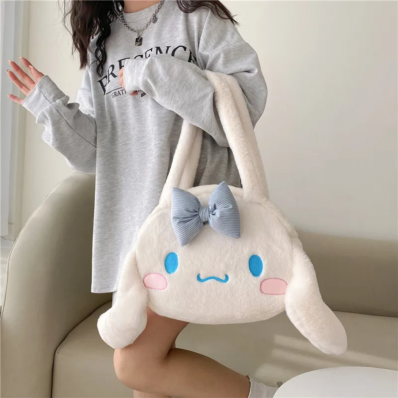 Аниме Sanrio сумка-мессенджер с мультипликационным изображением Kuromi Melody Cinnamoroll плюшевая набивная сумка через плечо Симпатичная двойная сумка большой емкости
Аниме Sanrio сумка-мессенджер с мультипликационным изображением Kuromi Melody Cinnamoroll плюшевая набивная сумка через плечо Симпатичная двойная сумка большой емкости