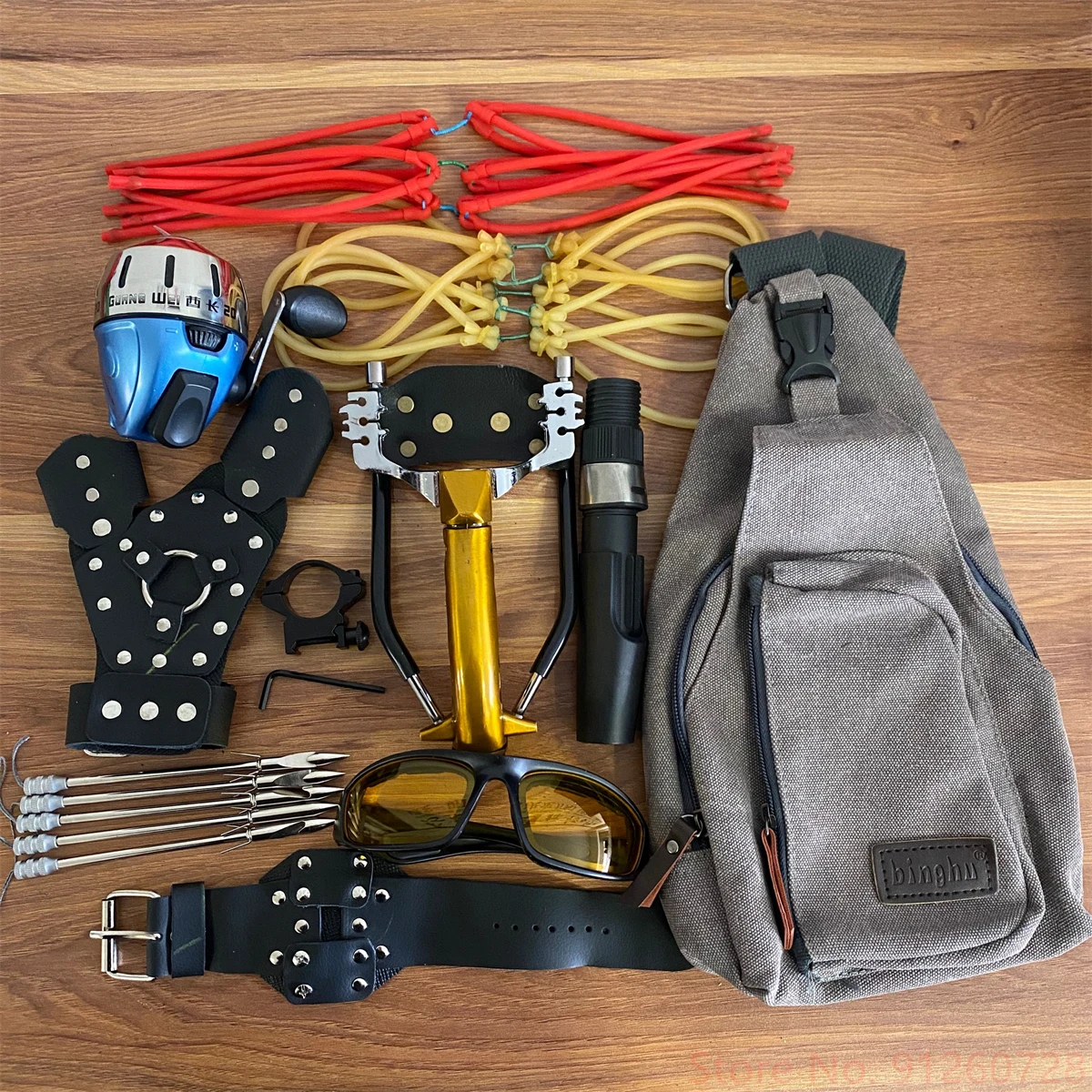 Outdoor Hunting Slingshot Multifunction Shoot Fish Fun Toys Catapult Bow Rubber band Archery Darts Fishing Reel Backpacks Tool
Outdoor Hunting Slingshot Multifunction Shoot Fish Fun Toys Catapult Bow Rubber band Archery Darts Fishing Reel Backpacks Tool