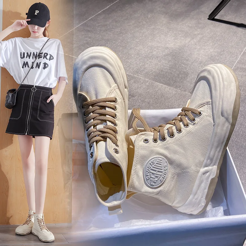 Новинка лета 2023, модные женские высокие ботинки на плоской подошве, увеличенная повседневная спортивная обувь для бега, женская обувь
Новинка лета 2023, модные женские высокие ботинки на плоской подошве, увеличенная повседневная спортивная обувь для бега, женская обувь