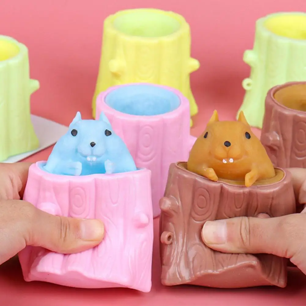Cute Animal Squirrel Squeeze Squirrel Squirrel Cup Decompression Toy Stump Rubber Stake Fidget Toys Gift For Friends F8U8
Cute Animal Squirrel Squeeze Squirrel Squirrel Cup Decompression Toy Stump Rubber Stake Fidget Toys Gift For Friends F8U8