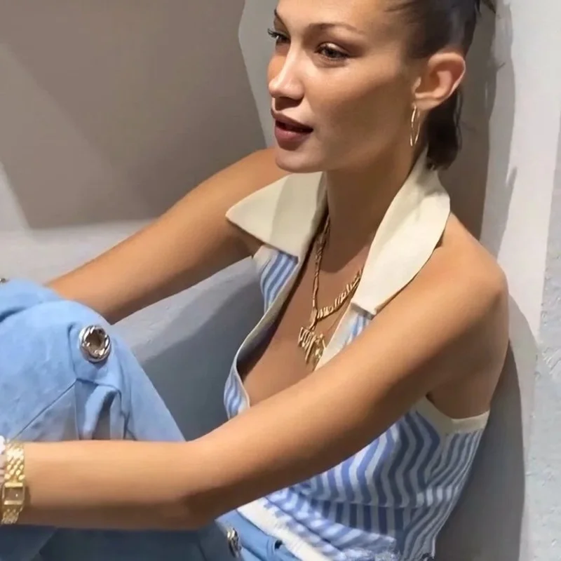 Women's 2023 Spring Summer New Fashion Lapel Single-breasted Cropped Tops Women's Sexy Wave Striped Vests Simple and Fresh Vests
Women's 2023 Spring Summer New Fashion Lapel Single-breasted Cropped Tops Women's Sexy Wave Striped Vests Simple and Fresh Vests