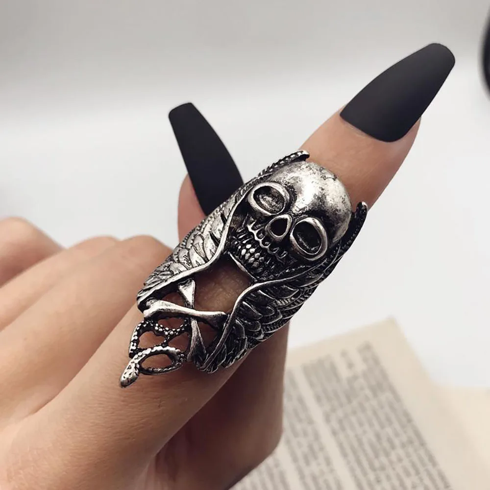 2023 New Design Sense Skull Men's Ring Fashion Exaggeration Jewelry Luxury Wedding Party Boys Decoration Accessories Rings
2023 New Design Sense Skull Men's Ring Fashion Exaggeration Jewelry Luxury Wedding Party Boys Decoration Accessories Rings