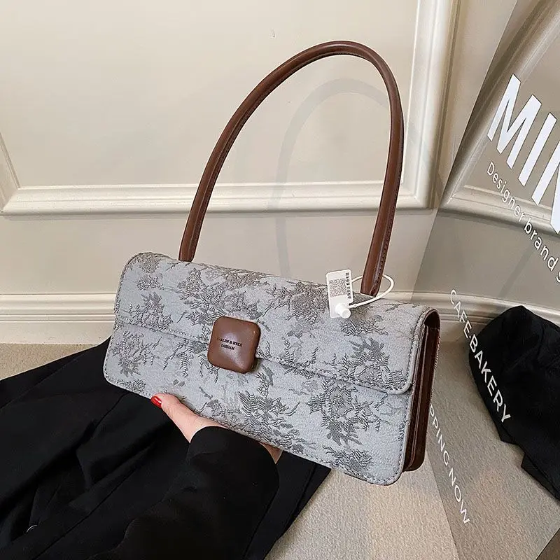 Original Designer Brand Embroidered Bags for Women New Fashion Shoulder Bag Portable Underarm сумка Hand Bags Free Shipping
Original Designer Brand Embroidered Bags for Women New Fashion Shoulder Bag Portable Underarm сумка Hand Bags Free Shipping