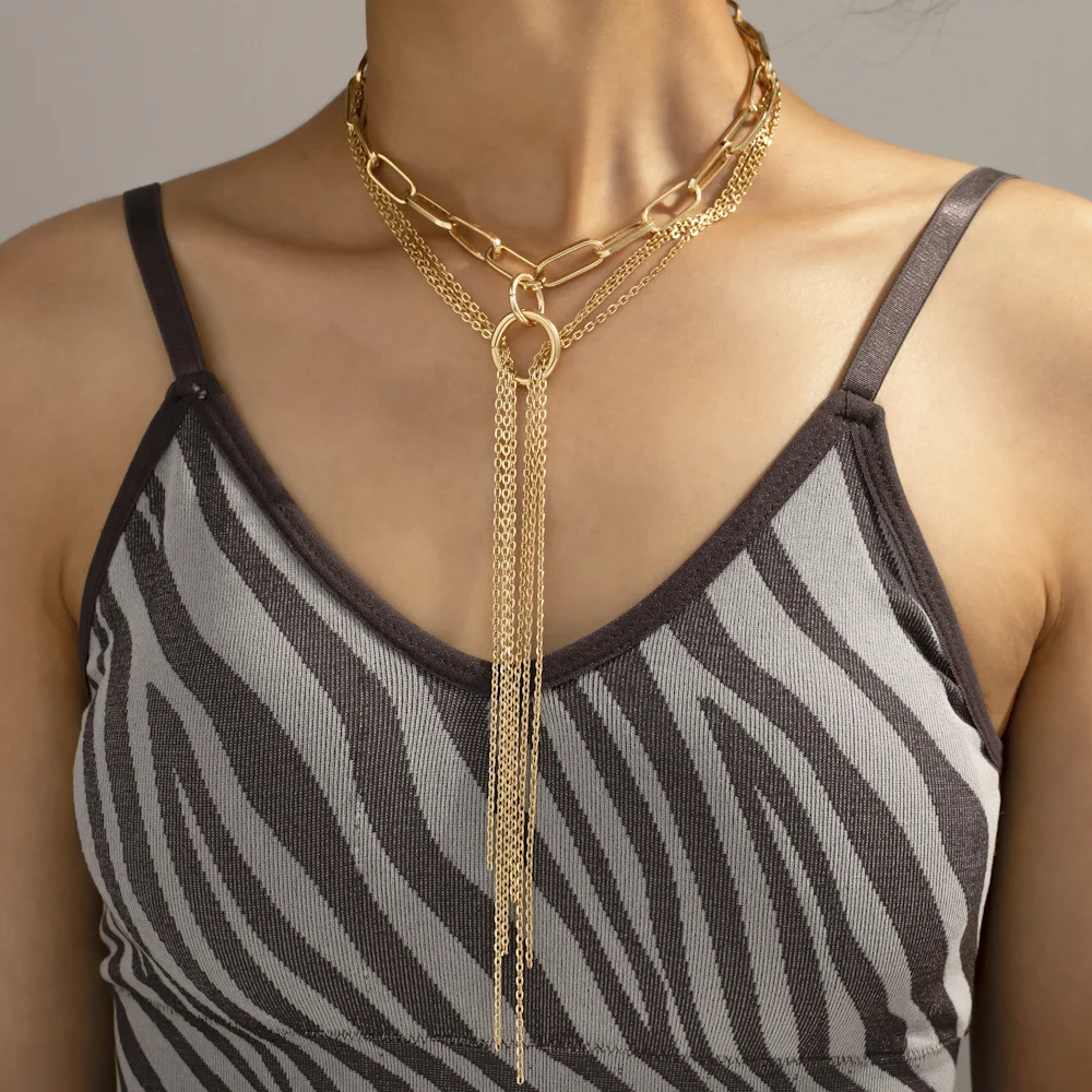 Exaggerated European Tassels Women Necklaces Thick Link Chain Neckalces Gold Color Collars for Female Jewelry Accessories 
Exaggerated European Tassels Women Necklaces Thick Link Chain Neckalces Gold Color Collars for Female Jewelry Accessories