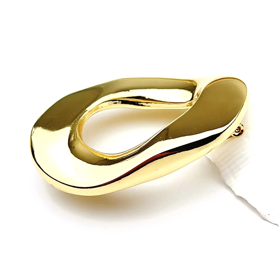 Vintage Design Smooth Irregular Big Geometric Metal Brooch For Male And Female Garment And Coat Carrying Bag Ornament Wholesale
Vintage Design Smooth Irregular Big Geometric Metal Brooch For Male And Female Garment And Coat Carrying Bag Ornament Wholesale